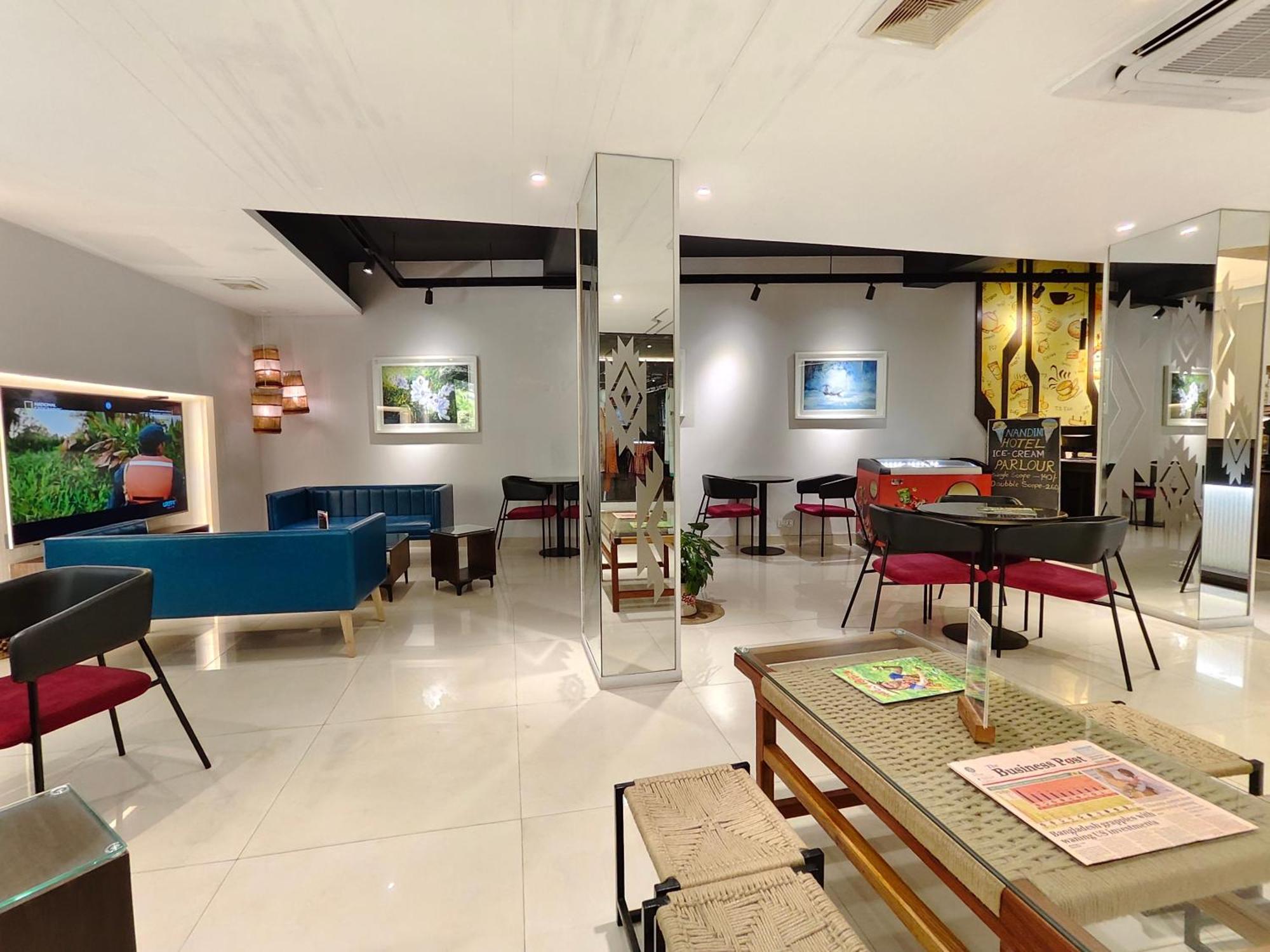 Hotel Nandini Dhaka Exteriör bild