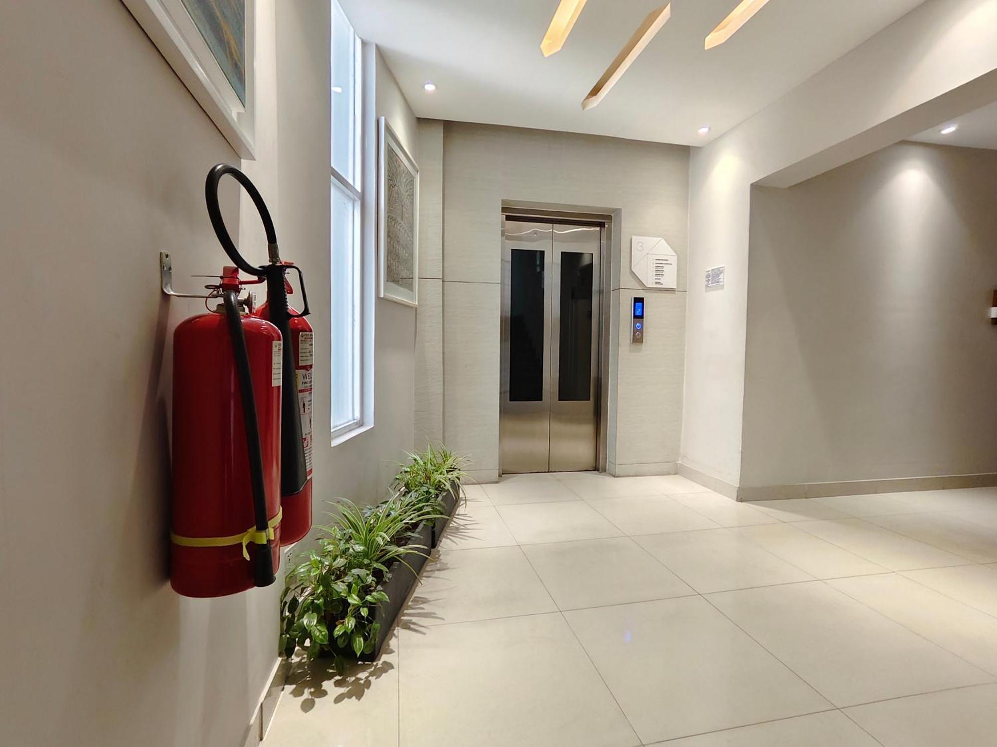 Hotel Nandini Dhaka Exteriör bild